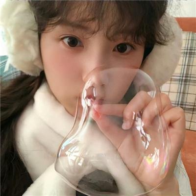 俏皮女学生